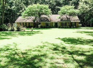 1104 Pine Cone Ln, Summit, MS 39666