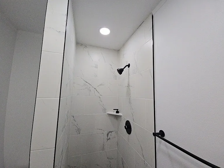 516 G St — Photo 10