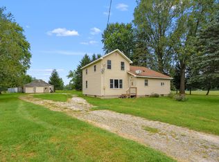 39264 W Red Arrow Hwy, Paw Paw, MI 49079