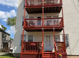 60 4th St APT 1F, Leominster, MA 01453