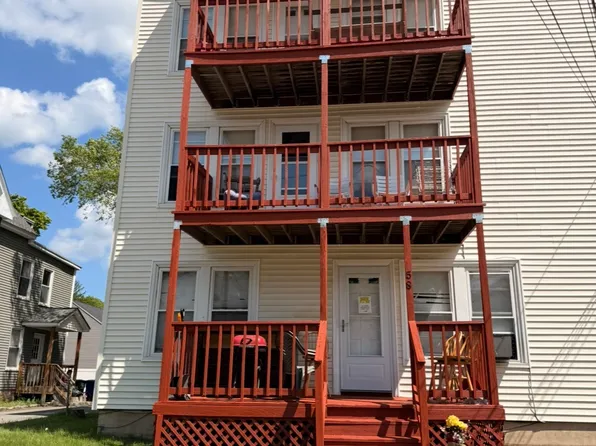 60 4th St APT 1F, Leominster, MA 01453