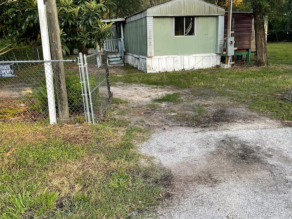 2020 NW 119th Ct