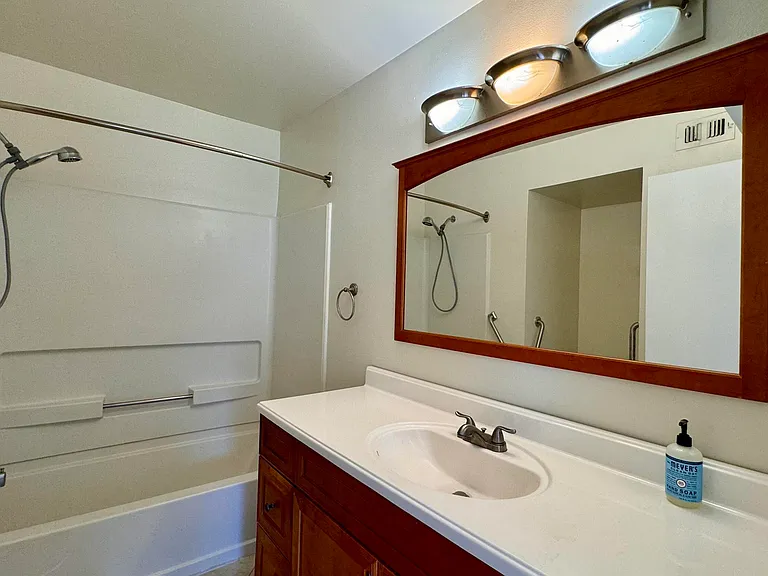 815 W Boynton Beach Blvd #10-105 — Photo 14