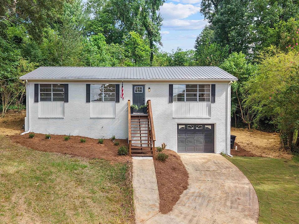 1st image of 1013 Ferro Ave