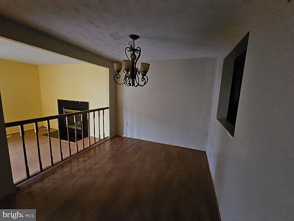 3rd image of 19045 Partridge Wood Dr