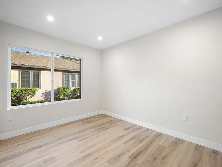 417 Riverdale Dr #C — Photo 10