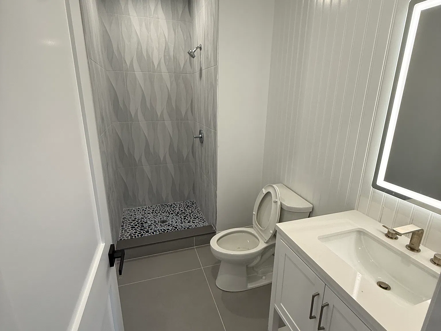 422 S Quinsigamond Ave — Photo 3