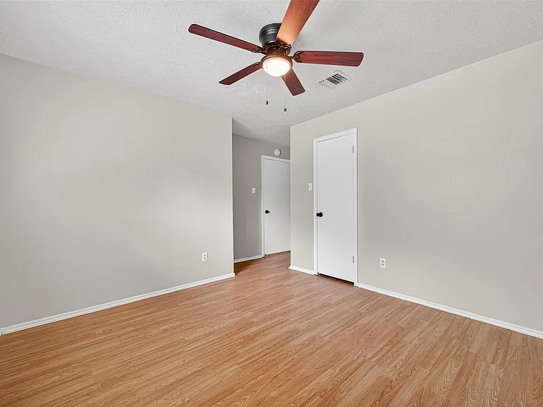 2310 Woodwind Dr — Photo 28