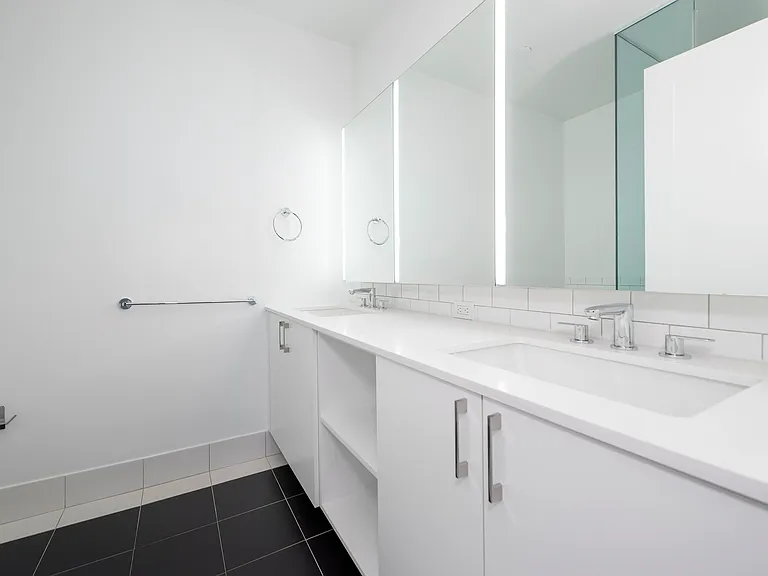 70 Pine St #3503 — Photo 7