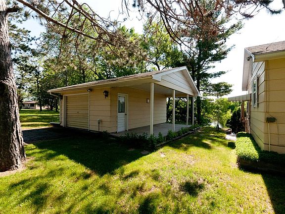3rd image of 2709 26 5/8 Avenue
