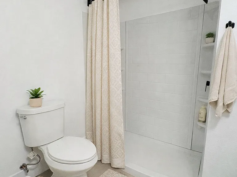 3060 Panorama Rd #1B — Photo 7