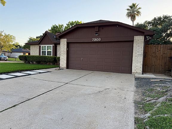 3rd image of 7303 Millbrae Ln