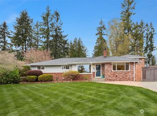 405 240th St SW, Bothell, WA 98021