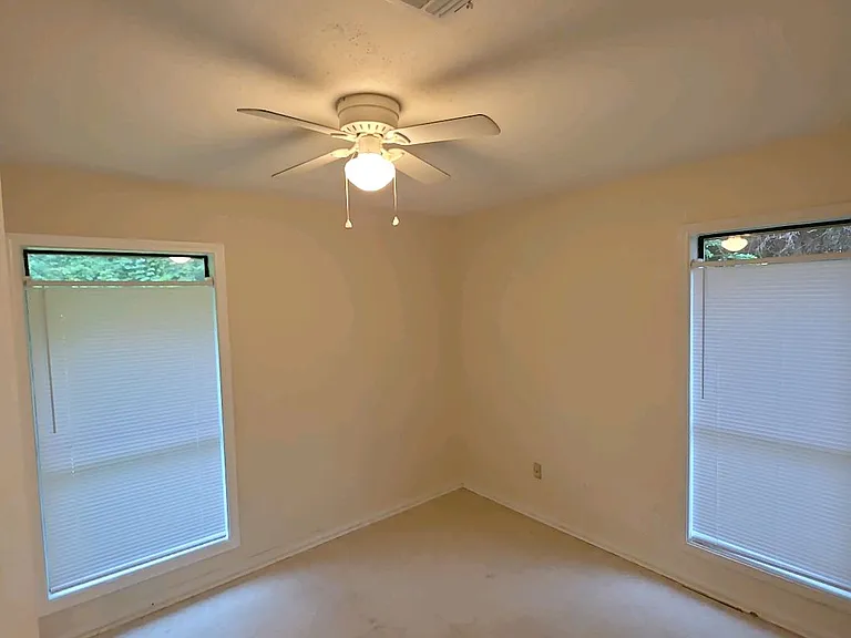 3100 Courtney Ave #1 — Photo 6