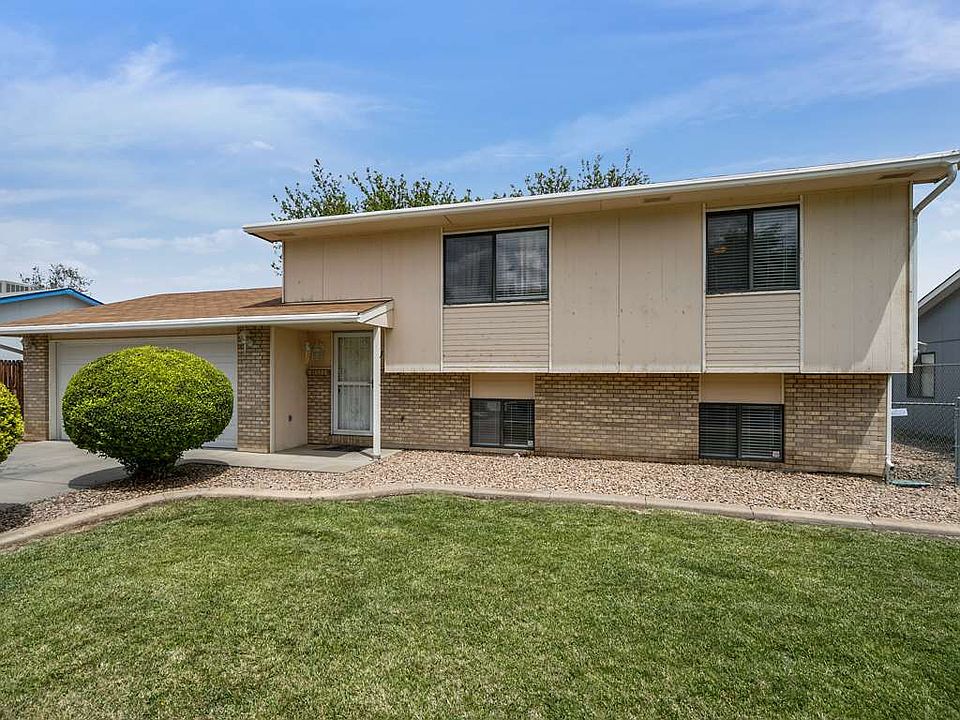 1st image of 470 Cottonwood Lake Dr