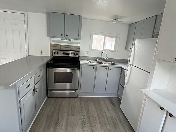 3rd image of 2485 E Main St