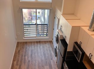 6860 E Green Lake Way N #613, Seattle, WA 98115