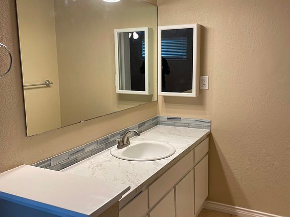 4th image of 4109 Tynes Dr