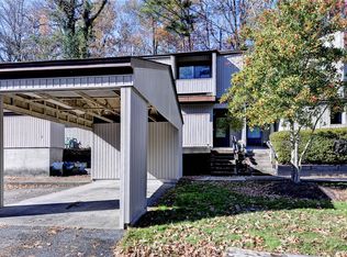 8 Spring W, Williamsburg, VA 23188