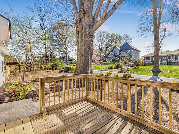 5th image of 2517 Yadkin Ave