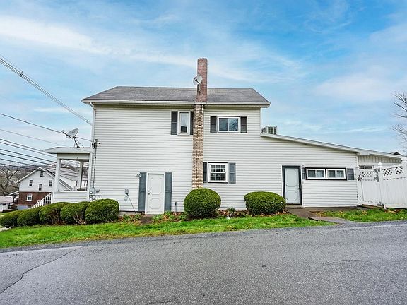 2nd image of 410 Woodland Ave