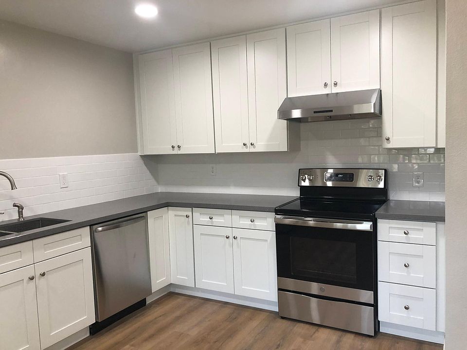 1st image of 202 Wilton Dr #4