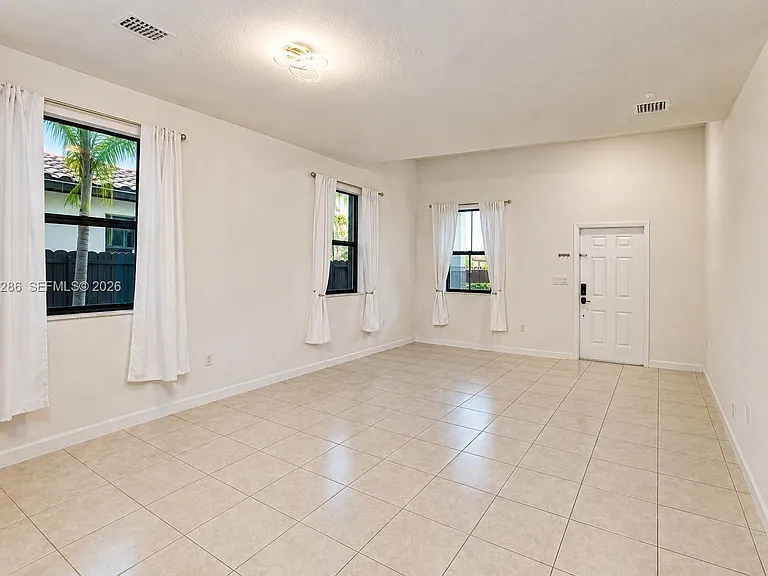 22886 SW 128th Pl — Photo 9