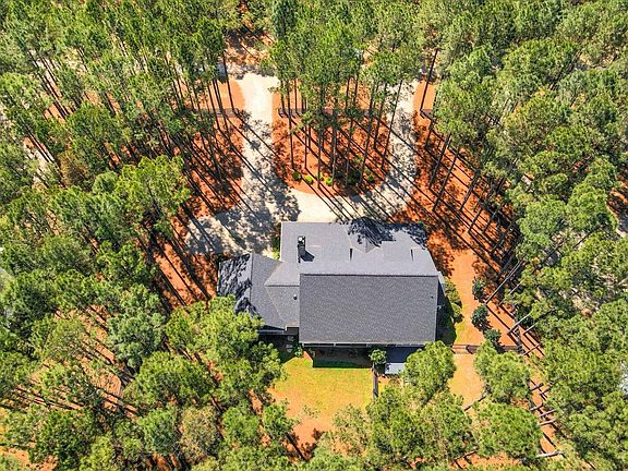 5th image of 1082 Berkshire Ln