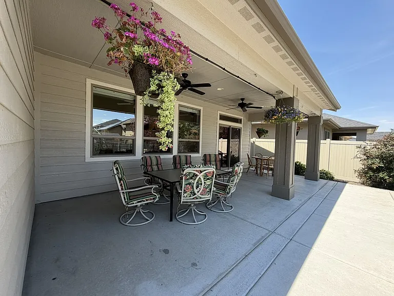 1432 N Glen Aspen Ave — Photo 50