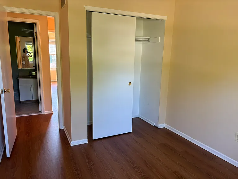 272 Lexington Rd — Photo 10
