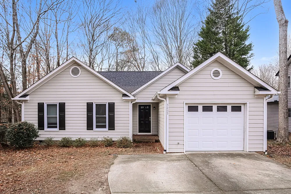 3 bed, 2.0 bath, 1224 sqft, $2,480 — Photo 1