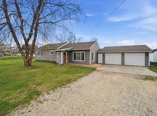 707 N Cherry St, Shell Rock, IA 50670