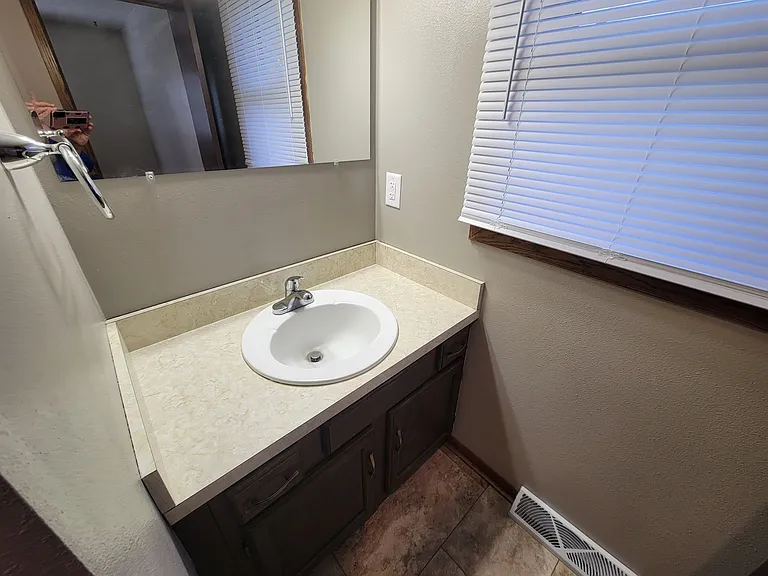 1320 N Jefferson St — Photo 6