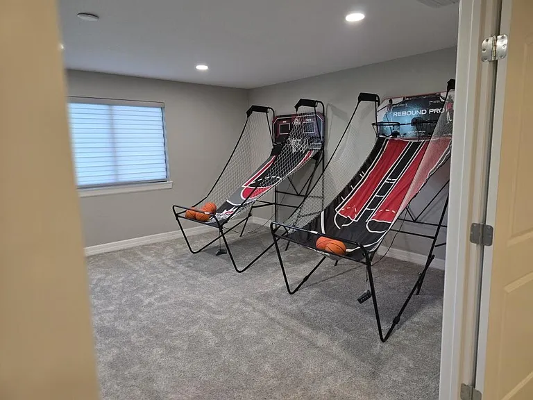 527 SE Vallarta Dr — Photo 51