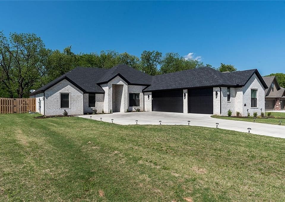 1st image of 1301 Quailridge Way