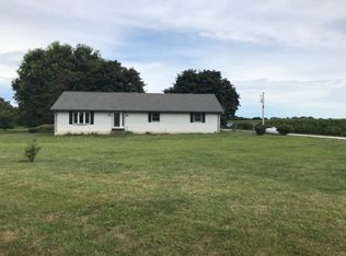 558 E Homers Rd, Table Grove, IL 61482