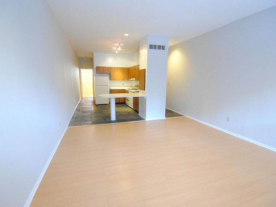 1st image of 1007 Allen Ave #A