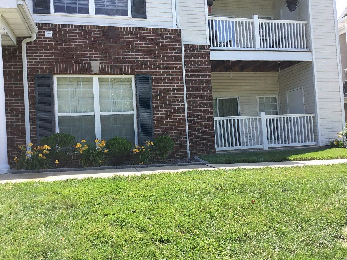 31 Kassebaum Ln APT 101, Saint Louis, MO 63129 Zillow