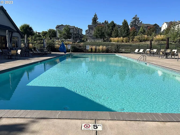 10887 SW Stockholm Dr — Photo 19