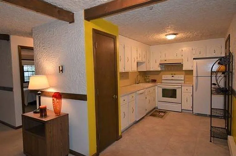 42 Swanson Ct #33A — Photo 5