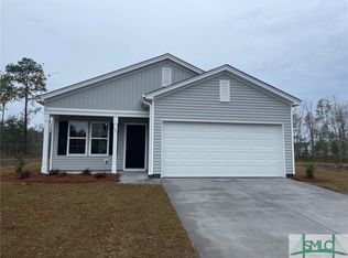 107 Bradley Dr, Springfield, GA 31329