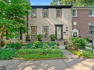 11765 N Shore Dr, Reston, VA 20190