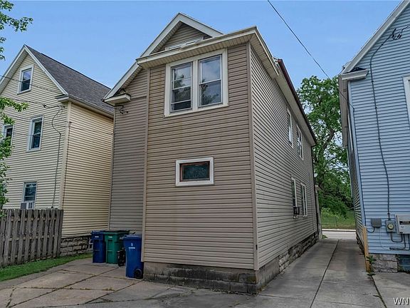 2nd image of 565 Military Rd