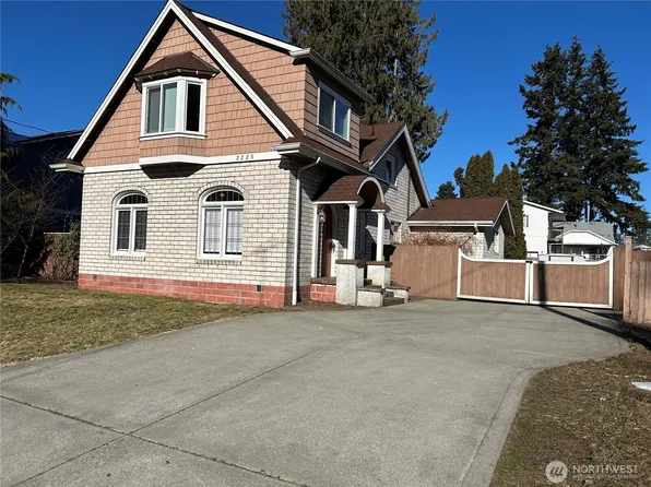 2225 Jackson Avenue, Everett, WA 98203