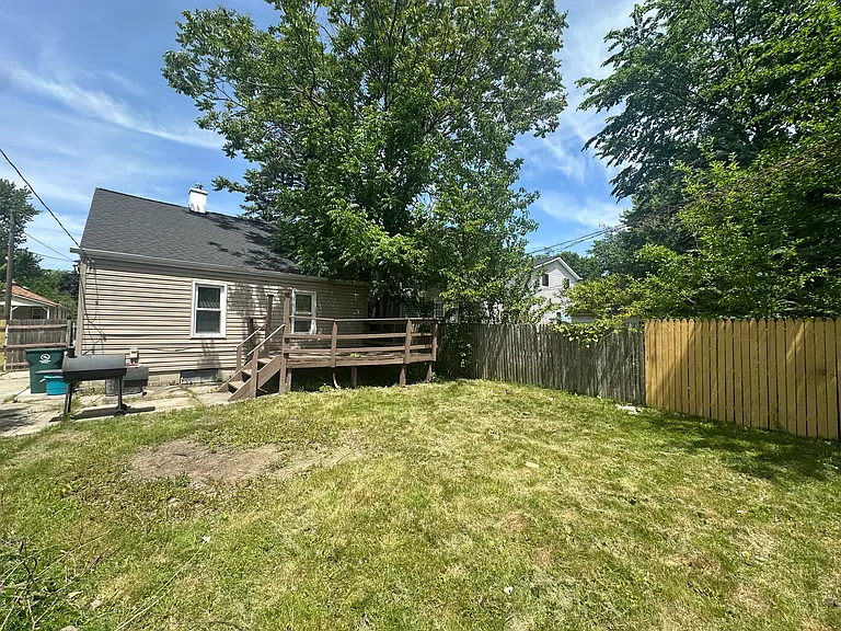 1816 Guthrie Ave — Photo 15