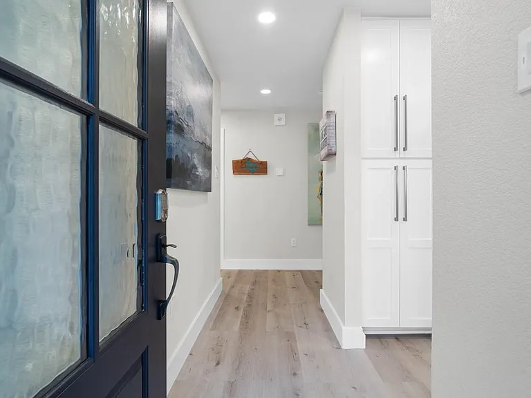 3138 Sunbeam St — Photo 6