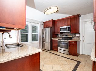 1845 N Warren Ave, Milwaukee, WI