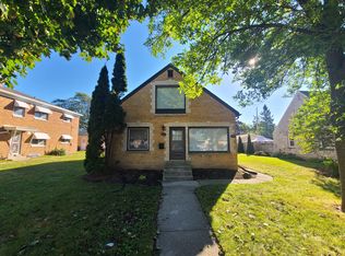5126 N 66th St #A, Milwaukee, WI 53218