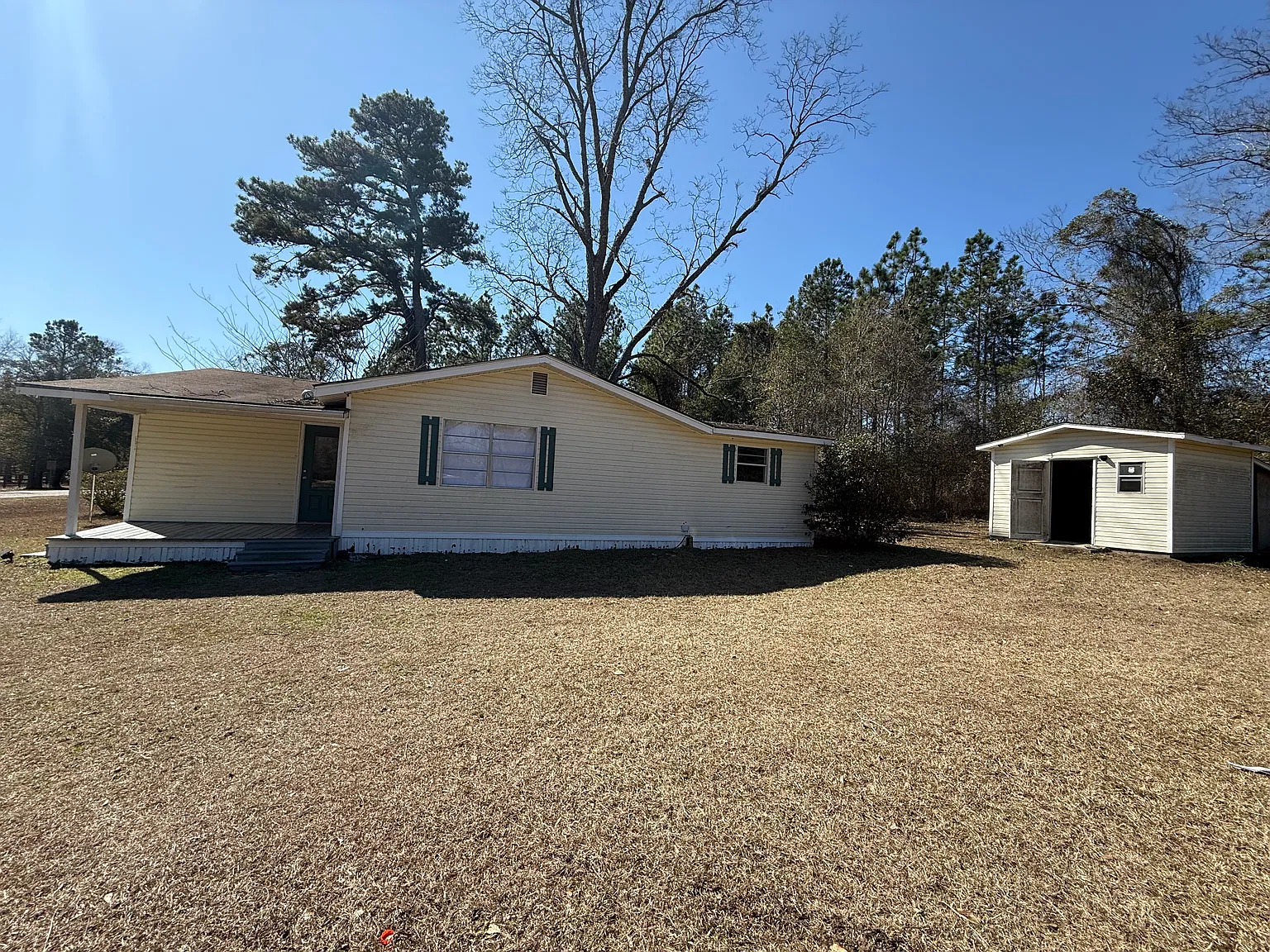 4 bed, 1558 sqft, $1,300 — Photo 1