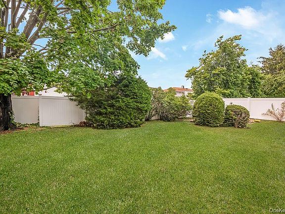4th image of 2940 Bond Drive
